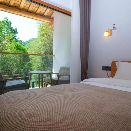 Liuba Xiqiao Zhuyuan Homestay