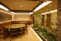 Beiji Village Beixun Wooden House Hotel