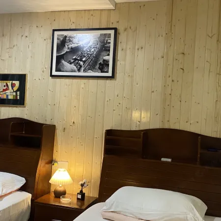 Shanghai Menglishuixiang Inn (Zhujiajiao Ancient Town Branch) Отели рядом с достопримечательностью «Парк Ориентал-Лэнд»