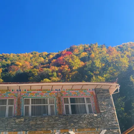 Bingyuan Homestay (Heishui Dagu Glacier Scenic Area)