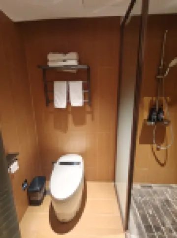 โรงแรมแมนคาลีเฉิงซวน (สวนป๋อไห่ สถานีรถไฟความเร็วสูง ต้าหลี่)