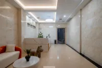 微嵐S設計師酒店(迎賓南路店) - موقف سيارات