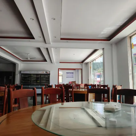 Runchengxiang Homestay (Wumeng Grass Plain)
