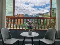 Jinnong Homestay (Xijiang Qianhudao Miao Village Branch) - خدمة نقل من وإلى المطار