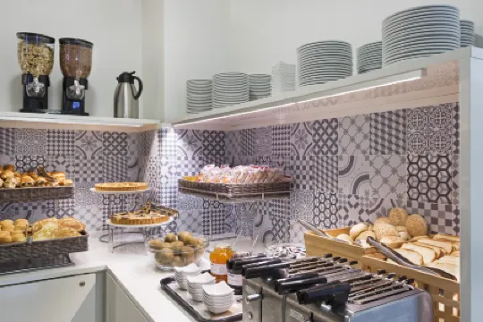 B&B Hotel Milano Cenisio Garibaldi Отели рядом с достопримечательностью «Миланский собор»