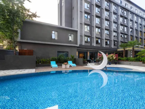 Bamboo  Garden  Hotel