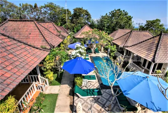 花園 221 號小屋飯店