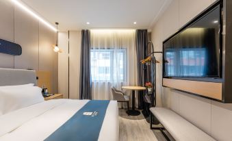 Echarm Hotel  Shanghai North Bund Tilanqiao subway station