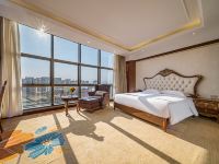 龙州皇家信翔国际酒店 - 英式观景大床房