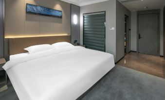 Riyue Fenghua Hotel (Shangqiu Vocational and Technical College)