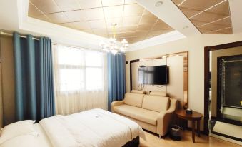 Shennongjia Yunzhimeng Resort Hotel (Dajiuhu Pingxuan Ancient Town)