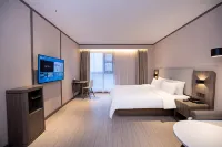 HanTing Hotel (Xinxiang Yanjin Bus Station) - parking