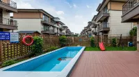 Qushu Midea Luhu Qileyuan Villa
