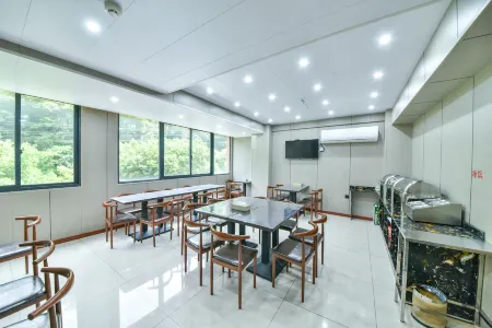 Ripple Hotel Отели рядом с достопримечательностью «Shunmei Ceramics Pavilion»