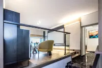 Kuanrong All-Suite Hotel (Chongqing Guanyinqiao Pedestrian Street) - Apartments