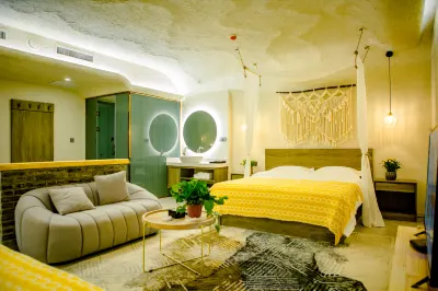 Oasis island · s Hotel (Dunhuang Shazhou night market) Hotels in der Nähe von Dunhuang Museum