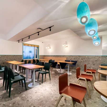 EK Inn Hotel (Dalian Donggang Commercial Area Gangwan Square Subway Station)