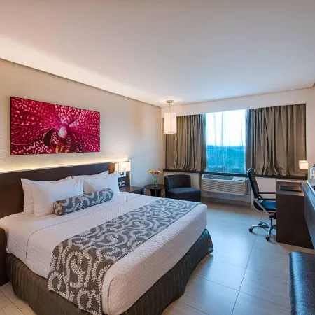 Crowne Plaza PANAMA AIRPORT by IHG