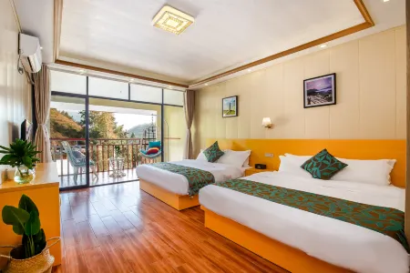 Xiaoyin Hotel in the Mountains (Longji Dayao Village Terraces Observation Deck) Отели в г. Луншэн