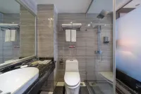 Katie Hotel (Nanning Anji Avenue 33 Middle Metro Station) - parking