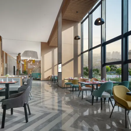 Holiday Inn LUZHOU LONGJIAN by IHG
