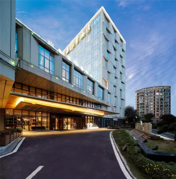 湖州山嶼海幸福灣酒店（太湖月亮灣店） 鄰近湖州影視城的酒店