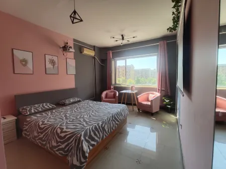 Fish ball B & B Отели рядом с достопримечательностью «Daqing Oilfield Paradise»