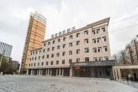 Homeinn Selected Hotel (Dandong Sino-Korean Yalu River Bridge Riverside View) Hotel di Dandong
