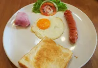 Journey Hostel Suratthani - breakfast