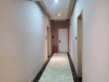 Quxian Jingdu Express Hotel Отели рядом с достопримечательностью «Wenfeng Mountain Cultural Tourism Scenic Area»