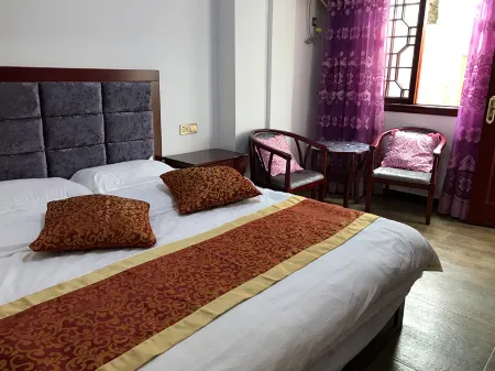 Hailin Holiday Hotel Отели рядом с достопримечательностью «Xueyuan Park»