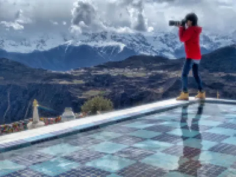 Mainri Snow Mountain Hotel