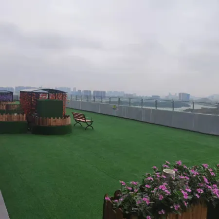 U-Hotel (Shenzhen Fuyong Metro Station)