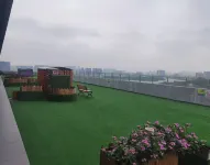 U-Hotel (Shenzhen Fuyong Metro Station) - vue sur la montagne