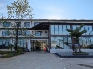 Yuanshanshe Homestay (Guilin Rongchuang Paradise University of Technology)