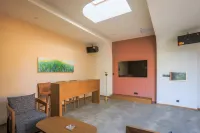 Qingyang Phoenix Yushe Hotel Hotels in Qingyang