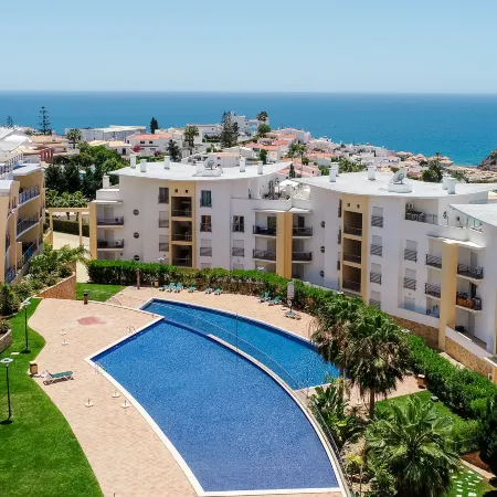 BnB Homes Ocean View Apartment with Panoramic Terrace, 2 Swimming Pools & Tennis Court