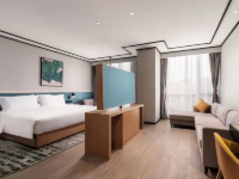 Hilton Garden Inn Hefei Binhu New District Hotels near Hefei Binhu International Convention and Exhibition Center