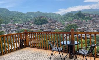 Xijiang Qiansu Homestay (Xijiang Qianhu Miao Village Scenic Area Observation Deck Branch)