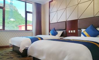 Luqulangmusi Zhongyuan Holiday Hotel