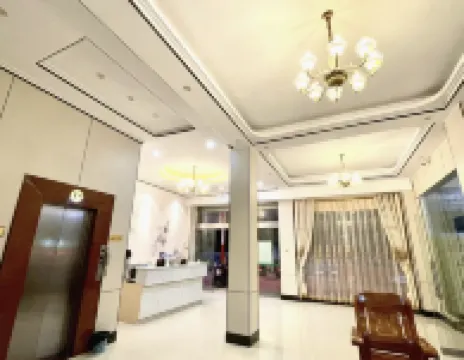 Fengshan Dalisi Business Hotel