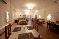 Devendragarh - A Boutique Lake Facing Guest House on Lake Fateh Sagar