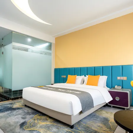 Yuanxi Movie Hotel (Nanning Zoo Guangxi University)