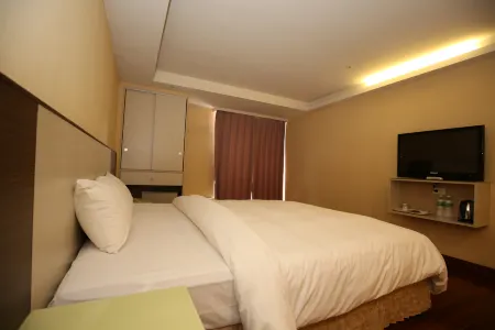 Tai Shinu Hotel Отели рядом с достопримечательностью «Пекин-Хаун-Тянь»