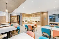 HanTing Premium Hotel (Hongtong Dahuaishu Culture Square) - servizio colazione