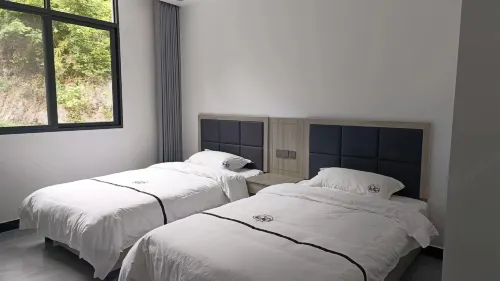 巴東山舍居民宿