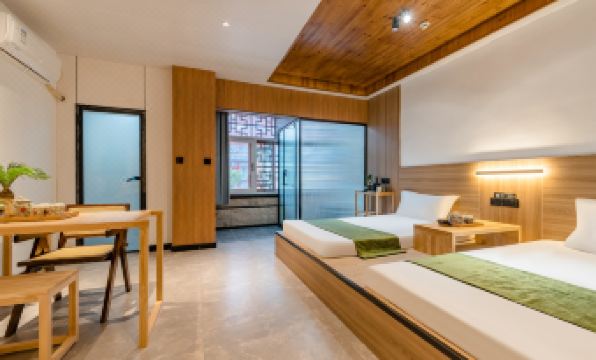 Floral Hotel· Yihe Elysees Hotel (Ningjin County Debai Plaza Branch)