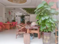 Wenshan Huatao Accommodation - Homestays