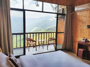 Xianlin Homestay (Longji Rice Terraces Observation Deck Branch)