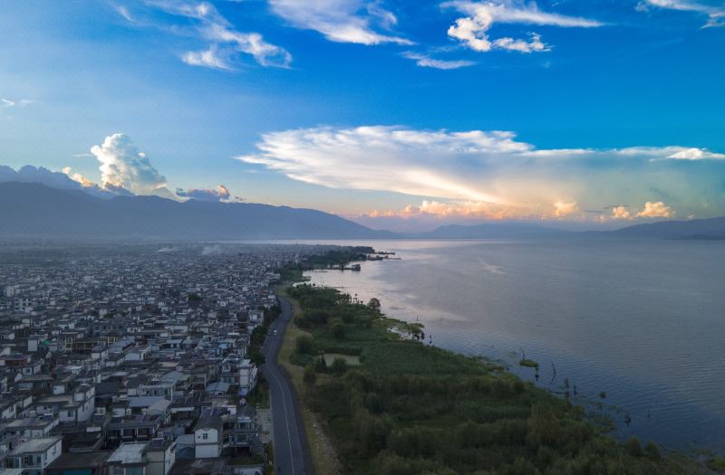 Dali Love Sea Erhai Sea View Beautiful Accommodation (Longkan Pier Branch)
